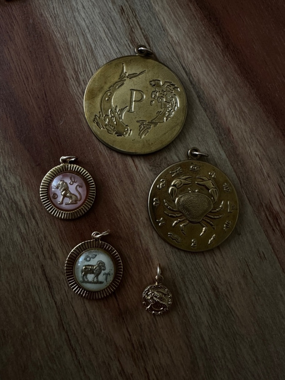 Brass Vintage Beautiful Zodiac Charm Pendant Set - Gold Tones